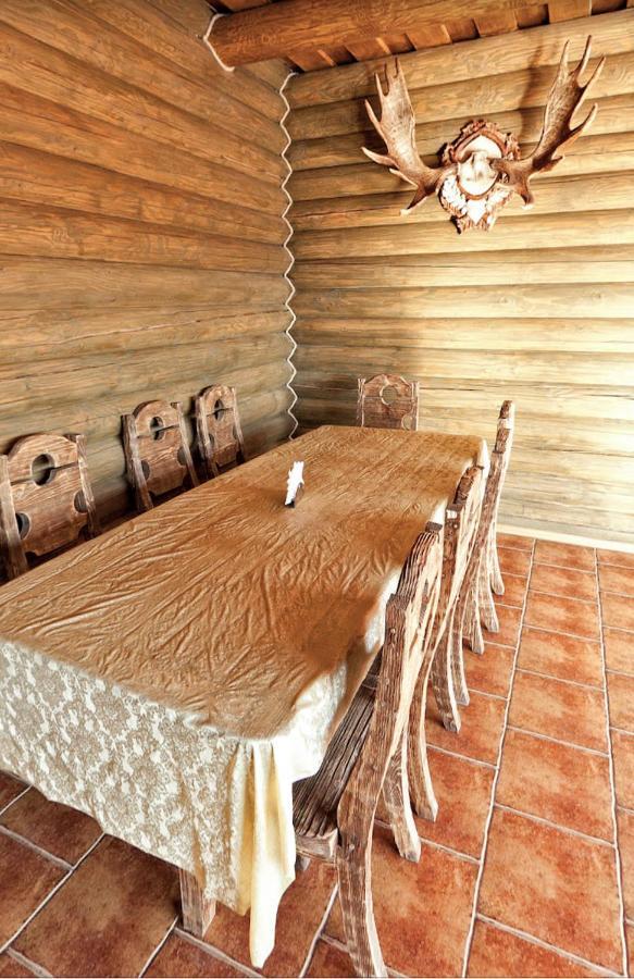 ホテル Візит Bushtyno エクステリア 写真